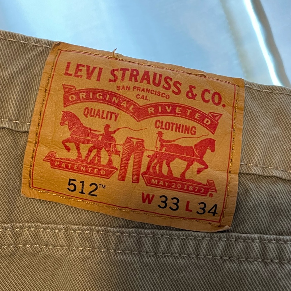 Levi’s 512 Jeans